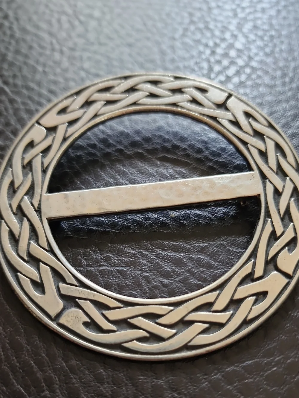 VTG Pewter Celtic Knot Round Brooch
